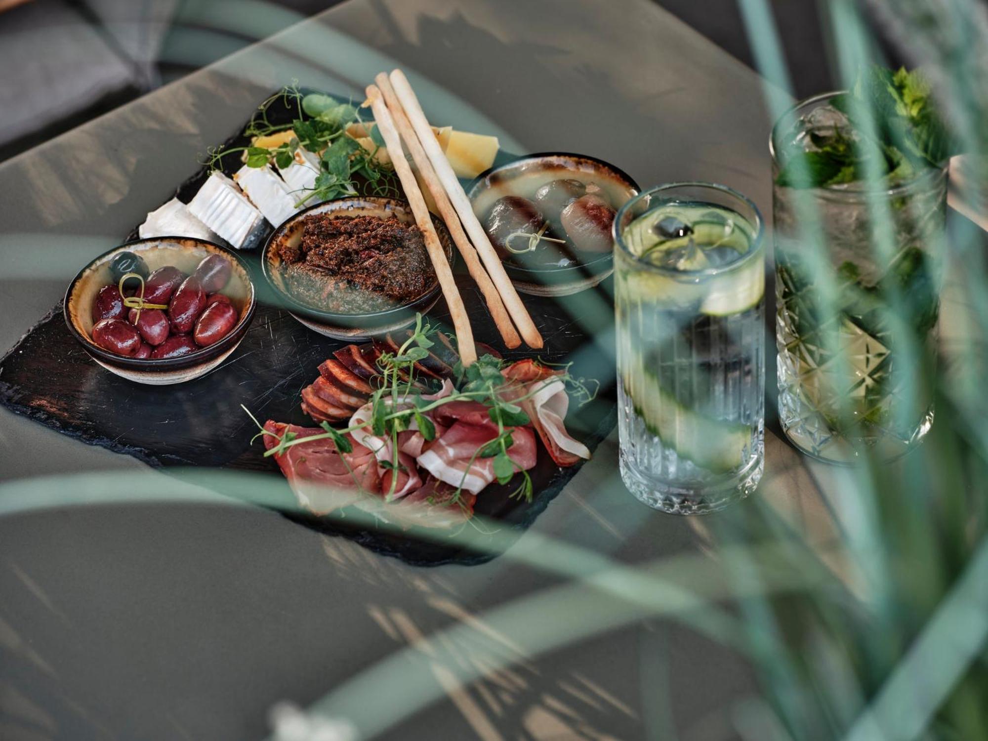 Holiday Inn - Warsaw City Centre By Ihg Esterno foto